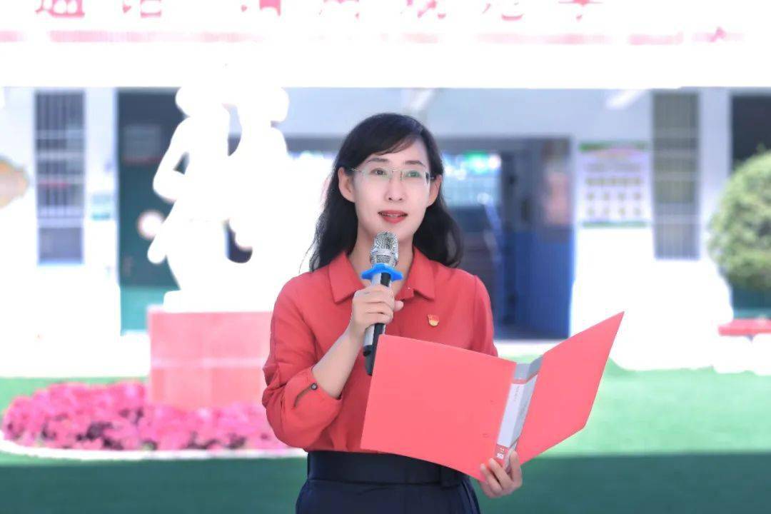 匠人匠心,铸就品质教育——记市学生路小学校长杨芳_河南省_办学_焦作