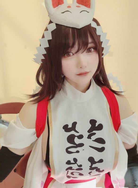 日本正妹间谍过家家约尔cos可爱甜美的荆棘公主