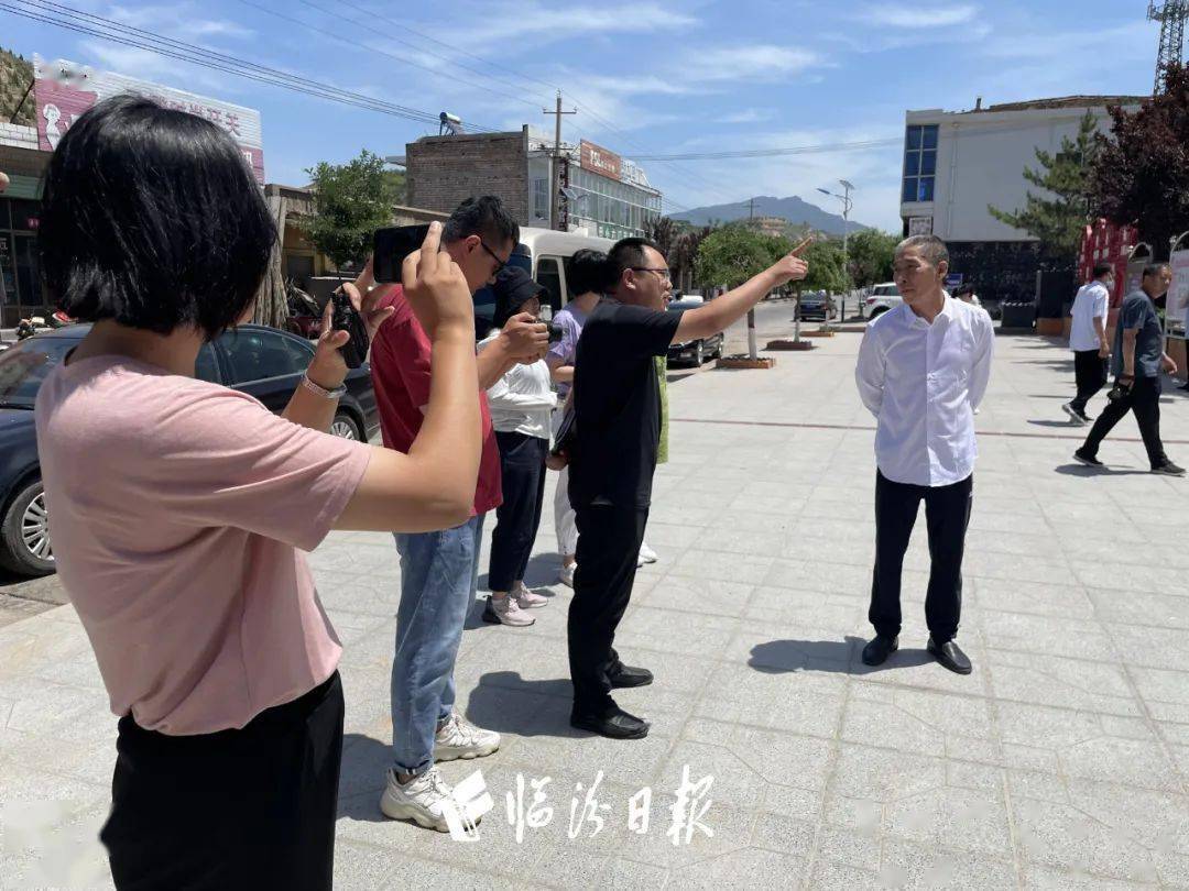 第四站 4位人大代表畅谈心声 黄土村 武丽华 石金平