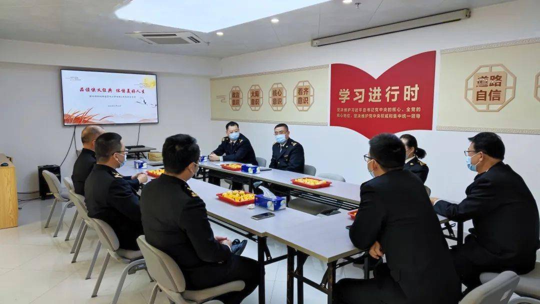 在路上南头海关凝心聚力加强队伍建设侧记