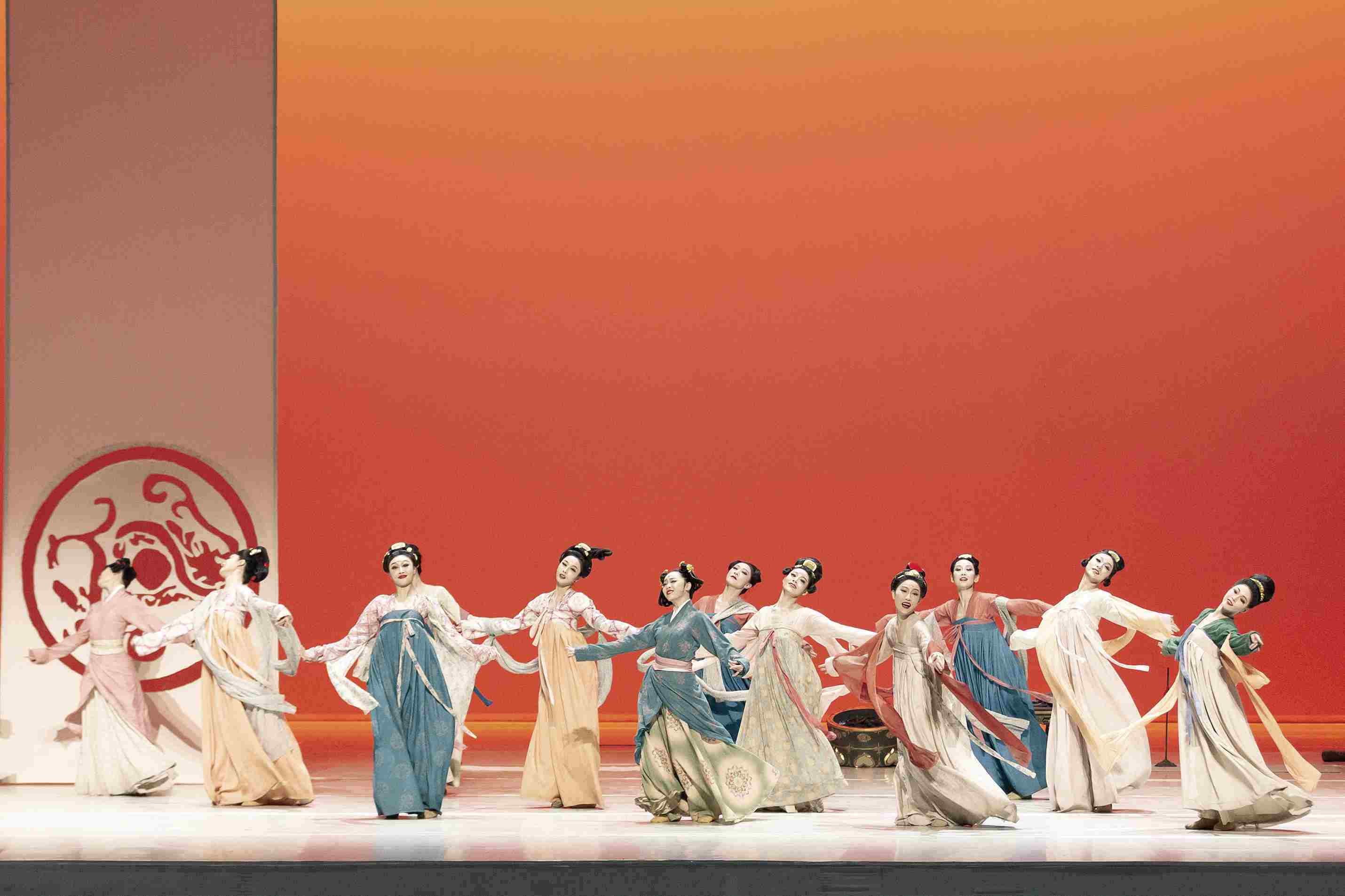 舞剧门开启未曾远去的唐长安108坊的诗画传奇