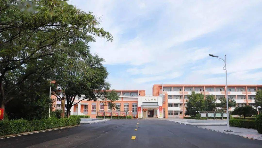 武邑宏达学校新高一招生报名开始啦