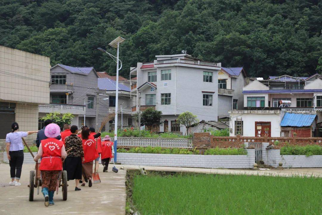 西秀区杨武乡:心向文明 幸福乐土_村民_志愿_石平村