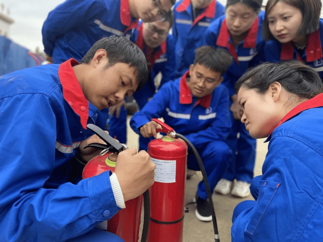 中石化贵州黔西南石油分公司打好三张牌构筑安全生产防线