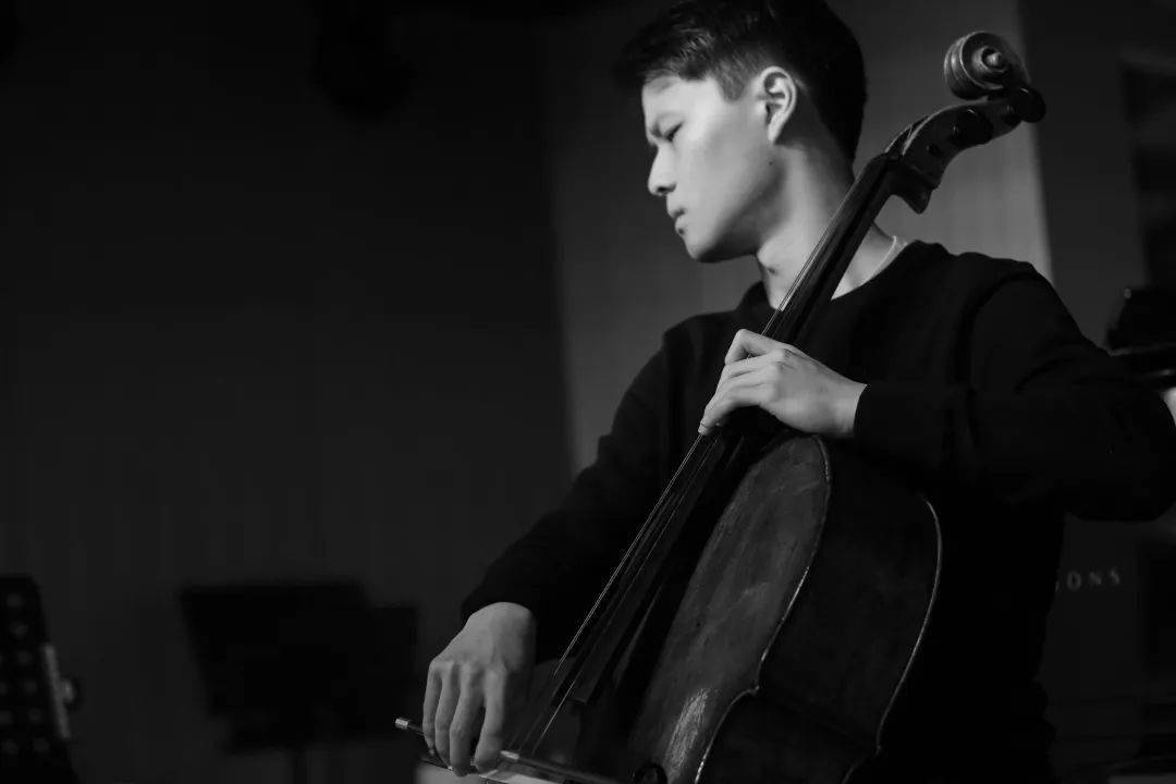 陈亦柏 来自搜狐网