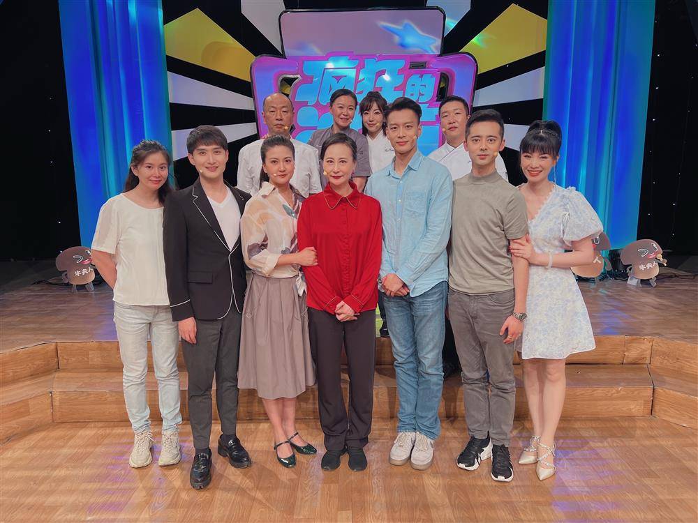 打开上芭团长辛丽丽的冰箱会有哪些新看头疯狂的冰箱新一季回归