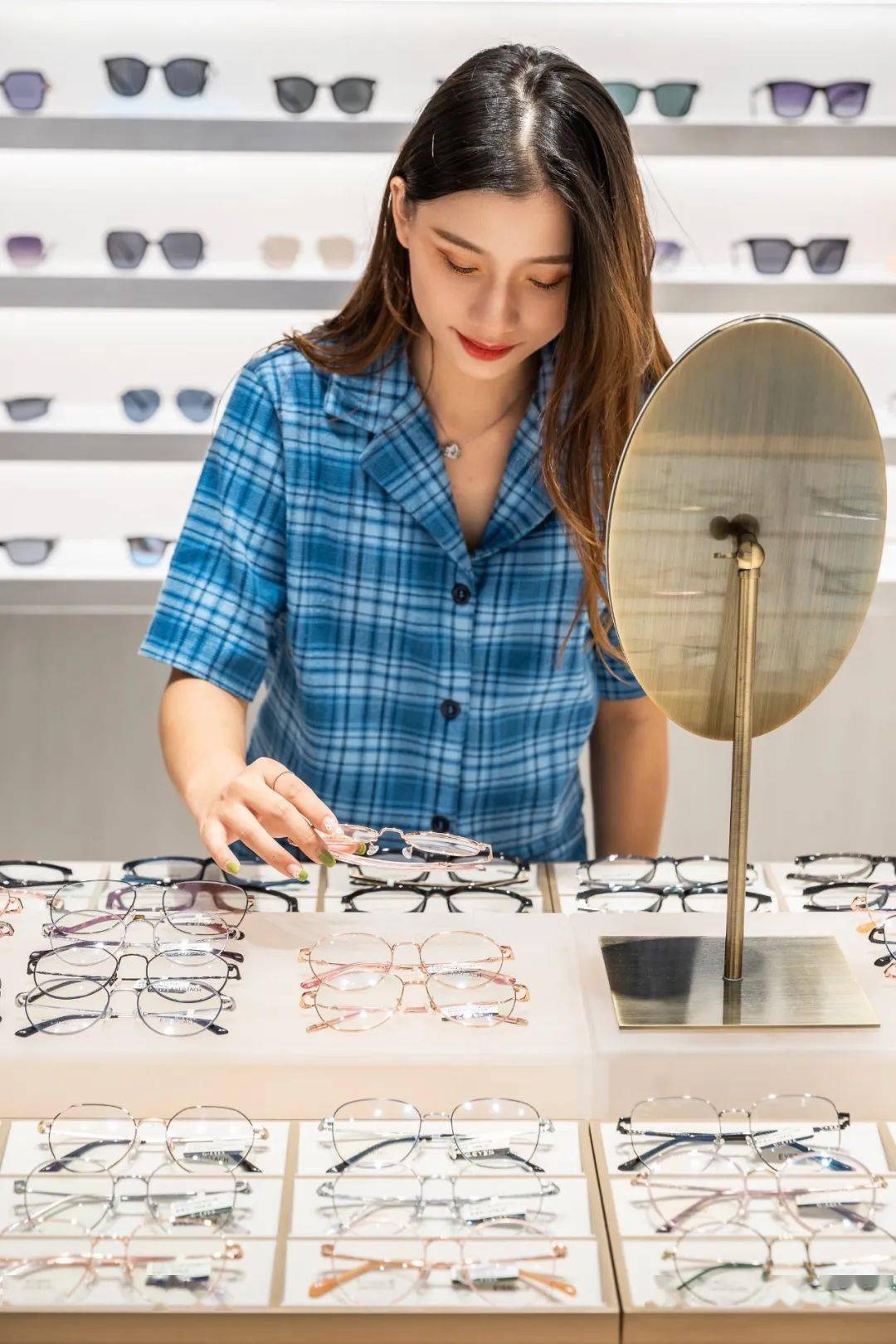 高登眼镜 | @全佛山潮人,岭南站「高登眼镜」焕新开业!眼镜买①送①!