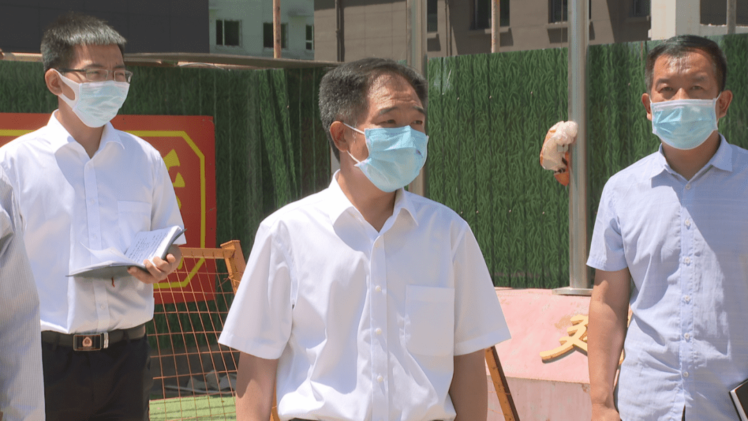 李为军先后到234国道,北外环,307国道,东外环等重点道路,重点区域及