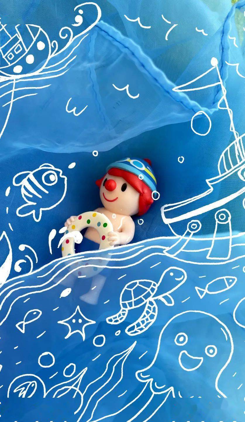 亲子活动充满了丰富的体验制作"冰淇淋",触摸"冰块"……结伴抓"蚊子"