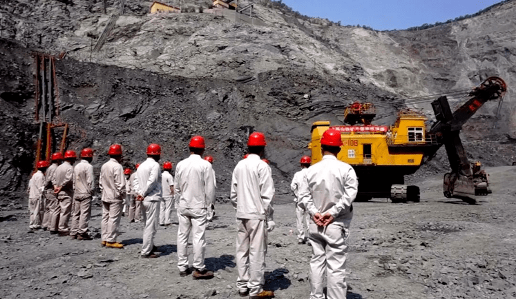 关宝山矿业有限公司大孤山铁矿扎实推进安全生产月活动