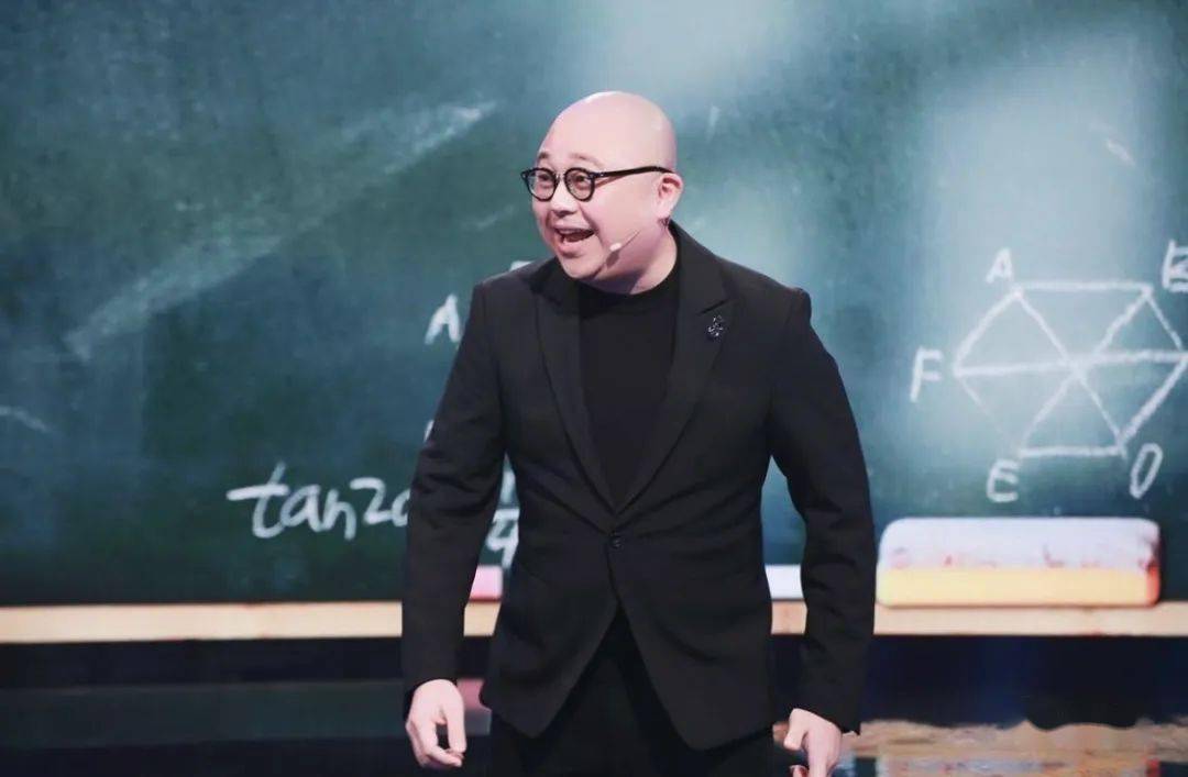 林盛斌兑现为tvb视后胡定欣做媒称已找到金融才俊择日约双方见面