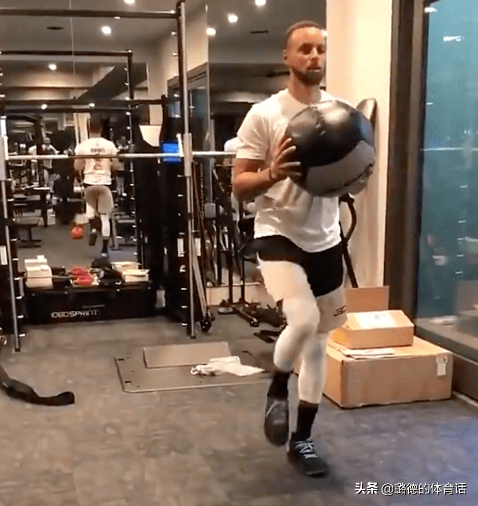 历史第一34岁天道酬勤一人一城4冠库里已回健身房开始训练