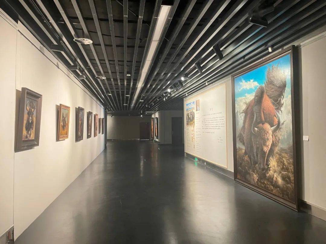 昆仑之魂——辜南坡油画作品展今日在青海美术馆开展