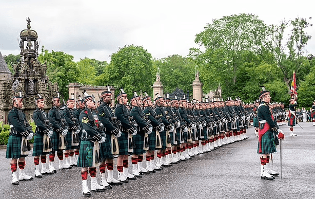 皇家高地燧发枪手,苏格兰皇家军团第二营和苏格兰皇家军团乐队还进行