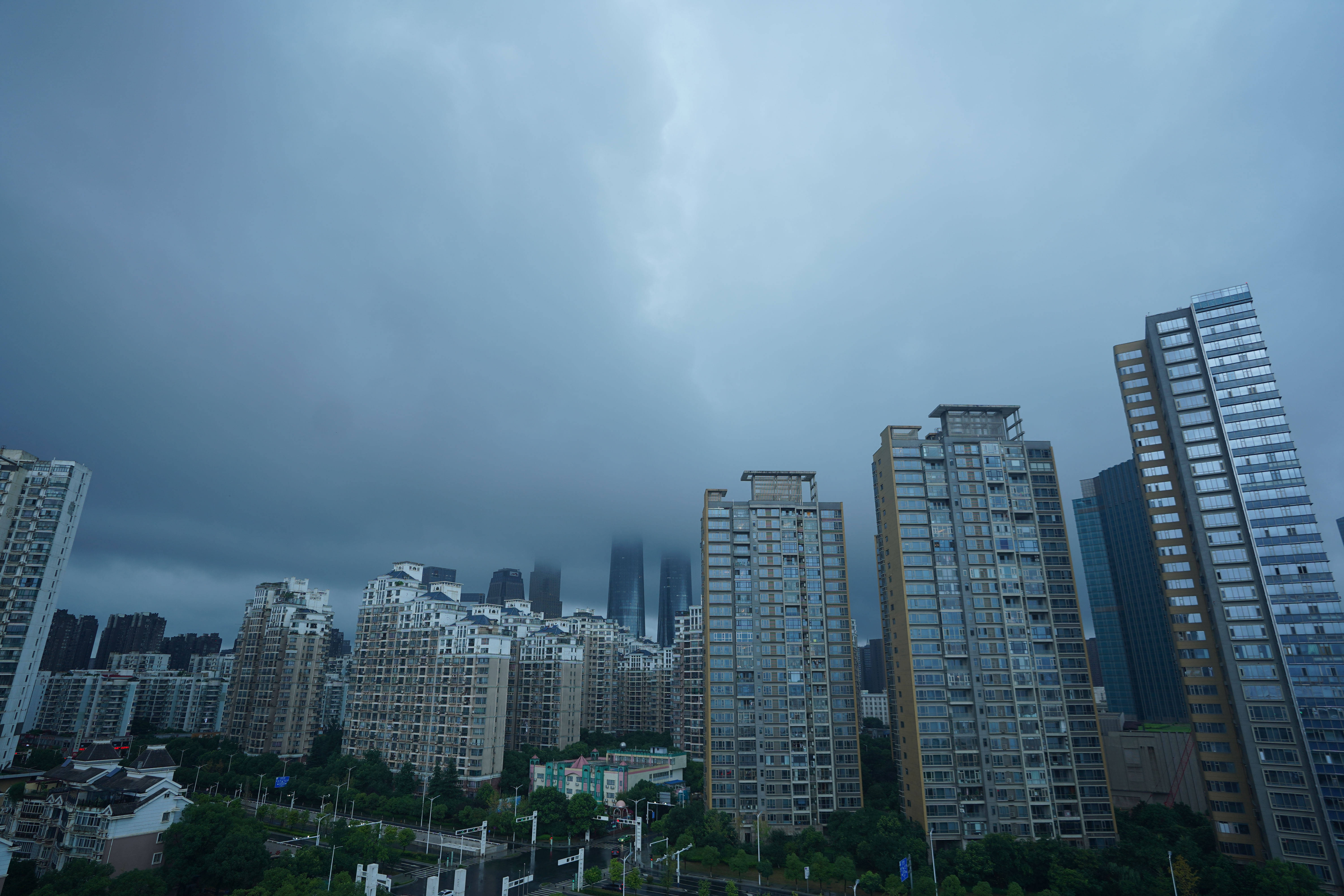 南昌大雨图片