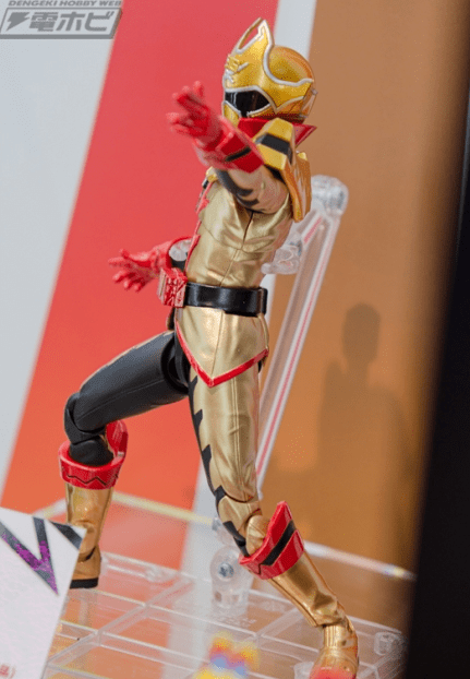 机界战队全开者痛快凯撒shf预告自带魔性音乐的男人