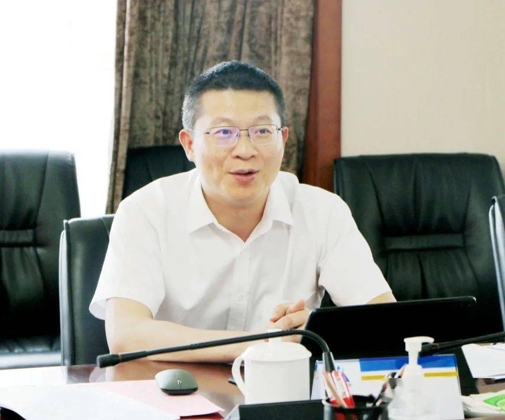 领导关怀李宜华到十二冶调研时强调稳经营化风险谋转型强改革