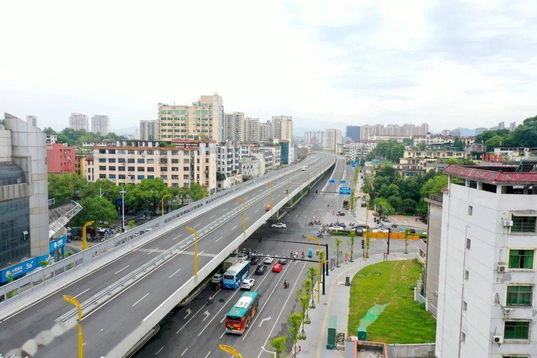 今日,宜春这条大道主路全线通车!_高架桥_工程_路段