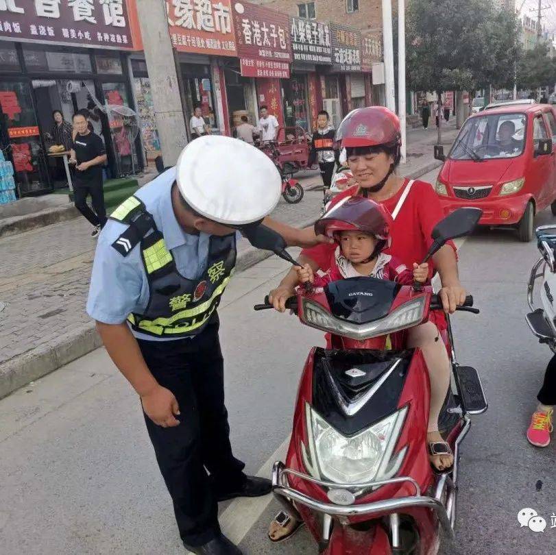 靖边交警持续开展骑乘摩托车、电动自行车不佩戴头盔违法行为整治宣传行动市民电动车意识 4718