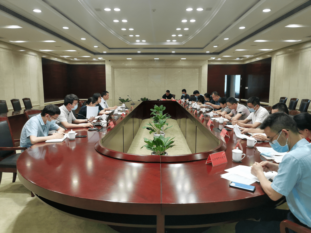 市经信局召开减负降本工作推进会