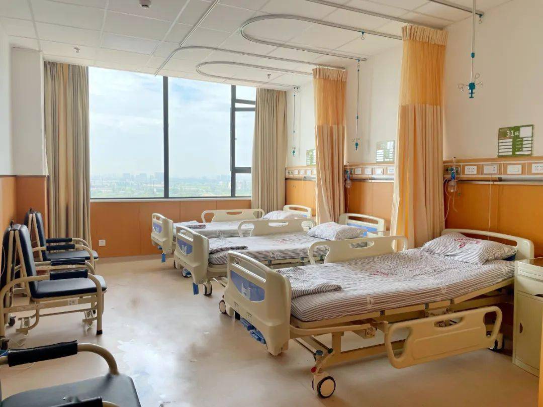 重要消息华西医院中医专家明天到青白江区中医医院查房坐诊