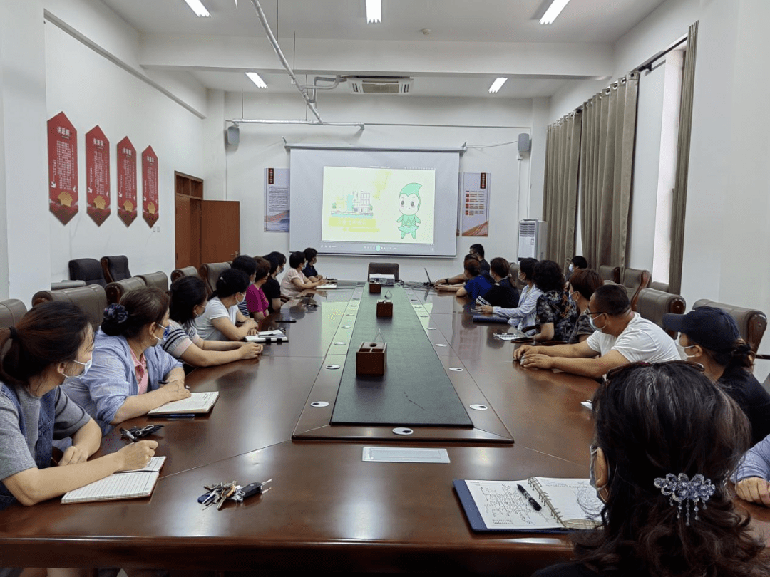 实践丨倡导文明新风践行文明行为康庄镇开展新时代文明实践推动日活动