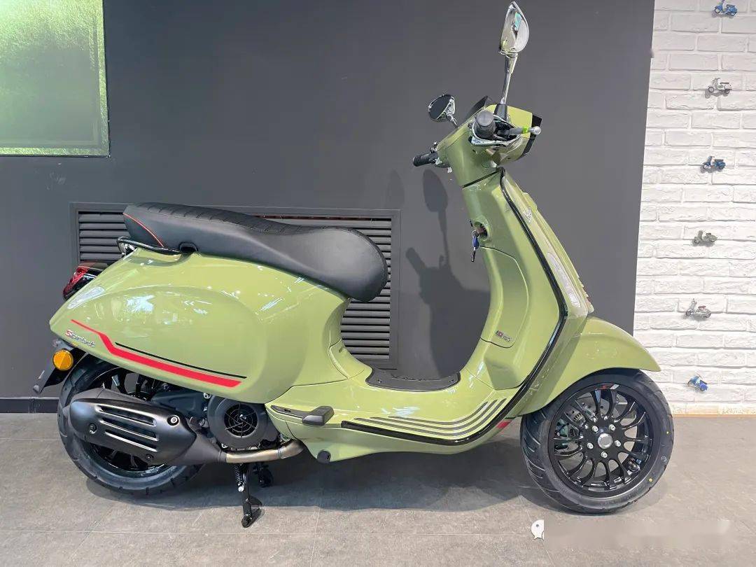 【现车出售】充满活力的 2022 vespa sprint s 曼丹绿_搜狐汽车_搜狐