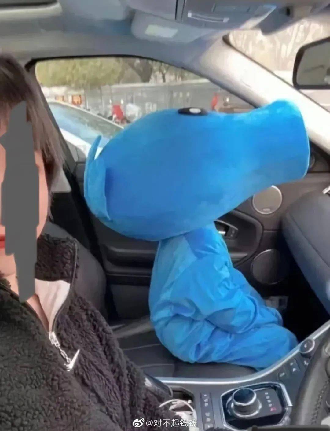 �Ϲ���2200Ԫ����һ�Է�����������װ������Ʒ����Ӳ� ...