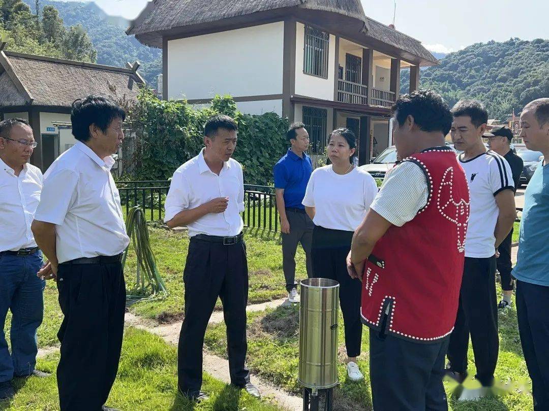 西盟县副县长到普洱分局西盟中心水文站调研水文工作