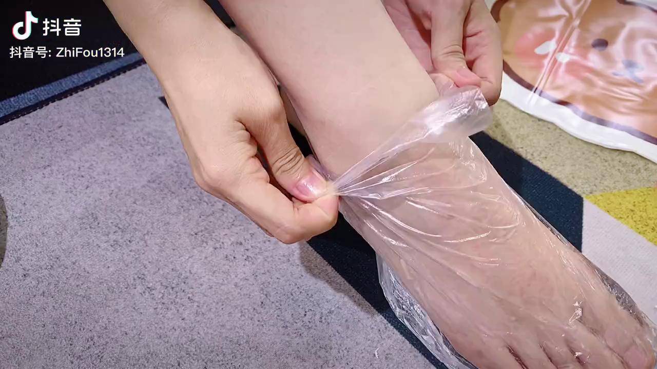 夏天的较量已经卷到小脚丫了脚膜敷起来啦姐妹们手膜脚膜仙女必备足膜