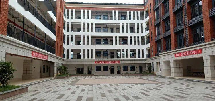 云浮腰古镇中学佛云校区2022年秋季招生详情