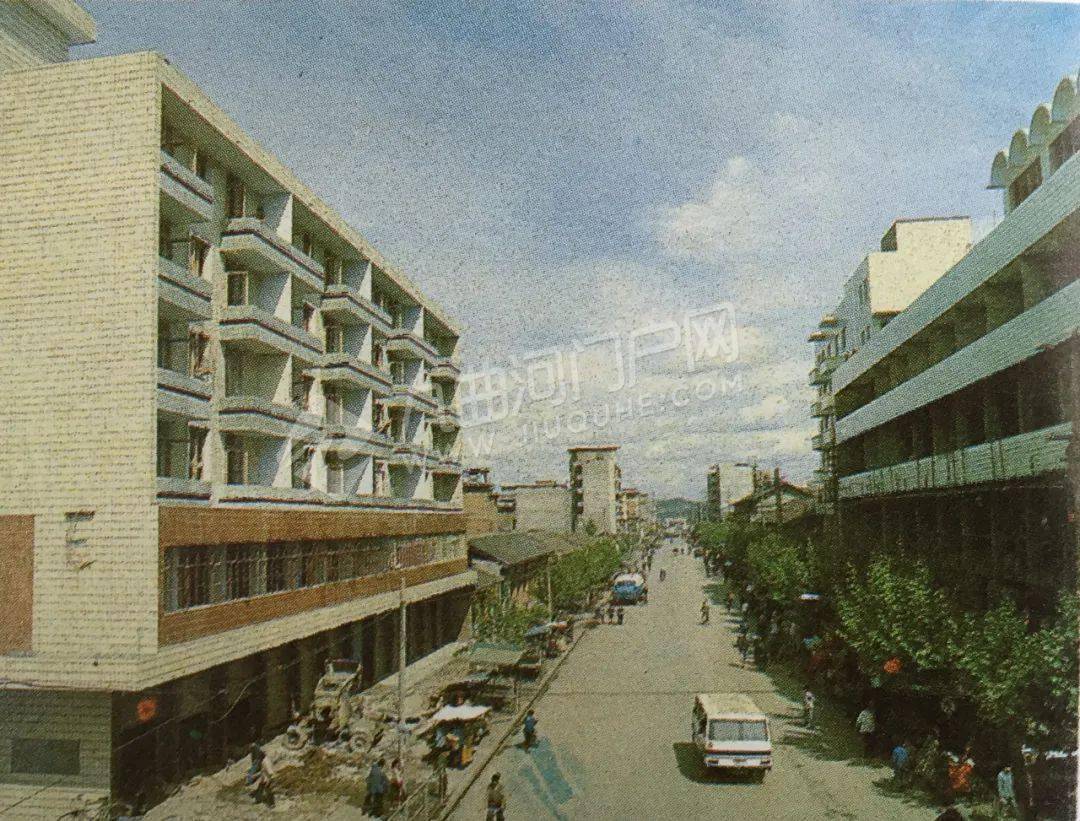 当然不会辜负亲们的期待从本周开始河马将不定时投送资阳的老照片带