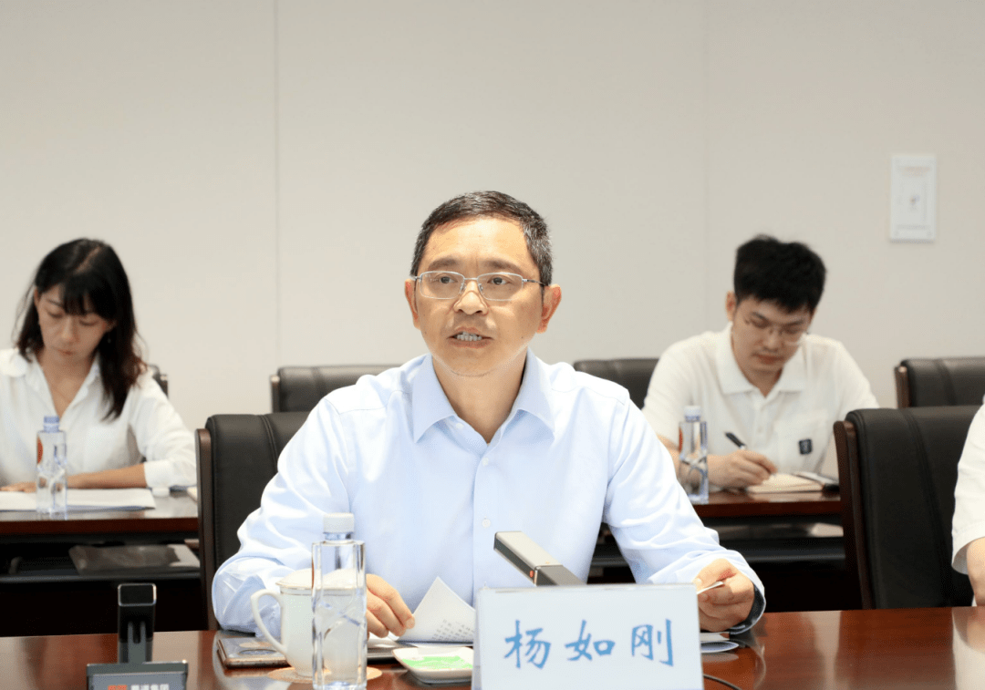 毛大付一行赴蜀道集团调研企业科技创新工作