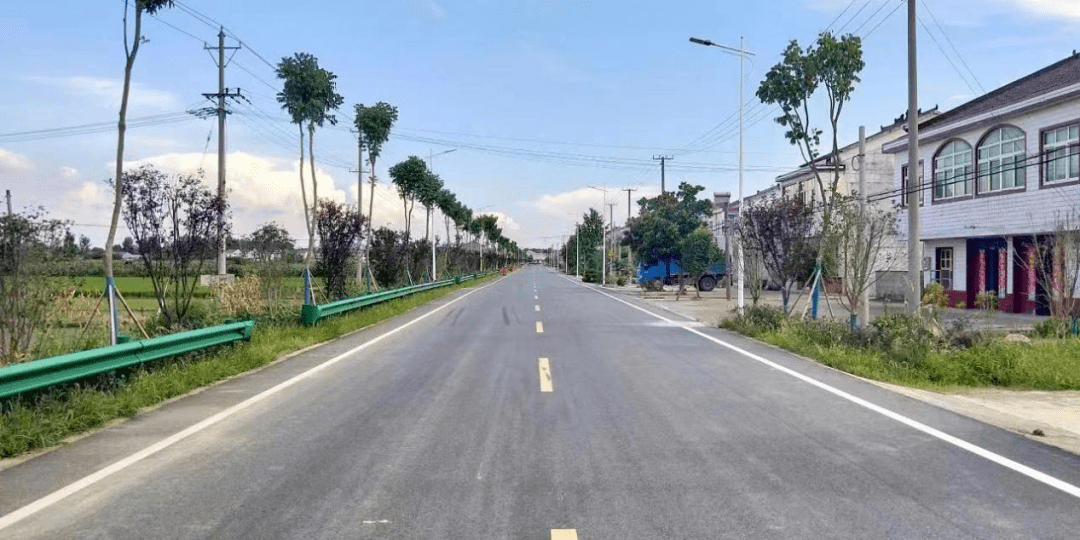 這裡有3條農村道路通過竣工驗收_石頭鎮_廬江_路面