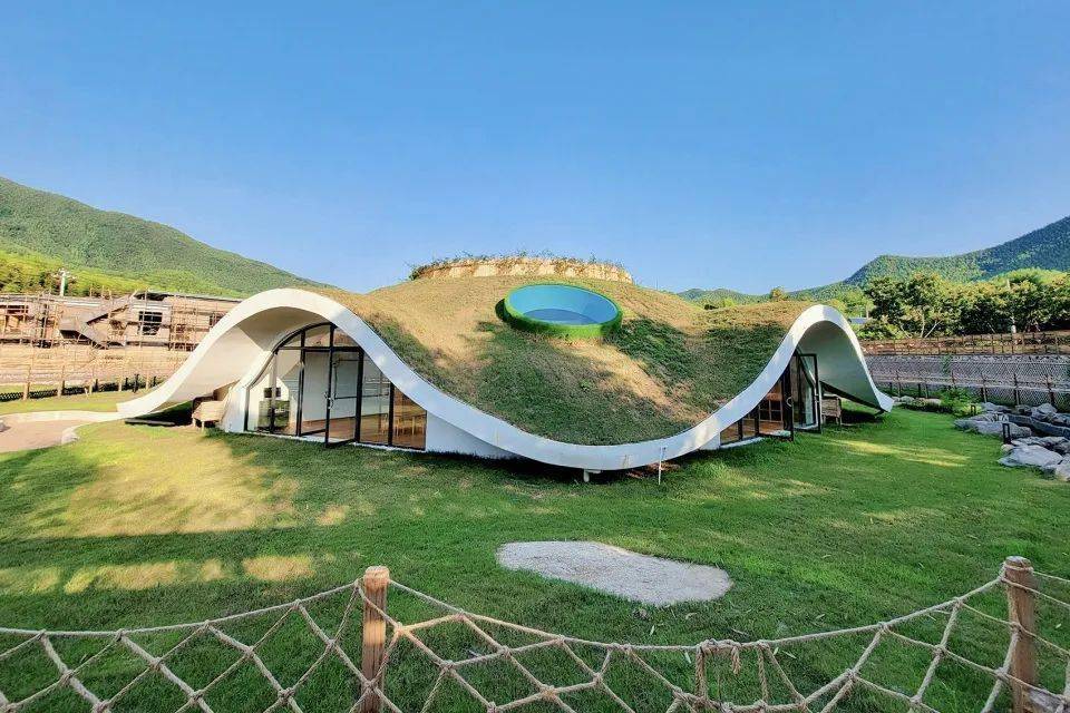 乡村里的"田园综合体"_建筑_场地_设计网