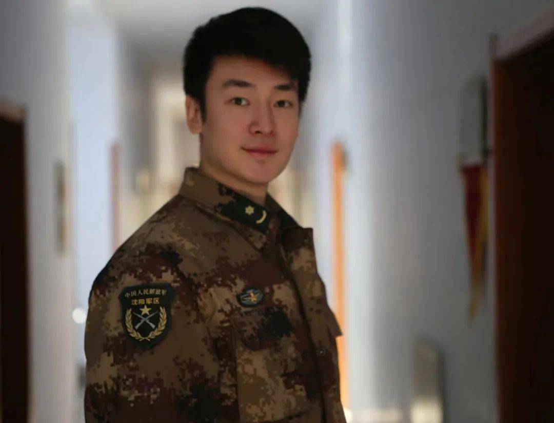 孙可阳:原沈阳军区前进文工团话剧队演员,主持人.