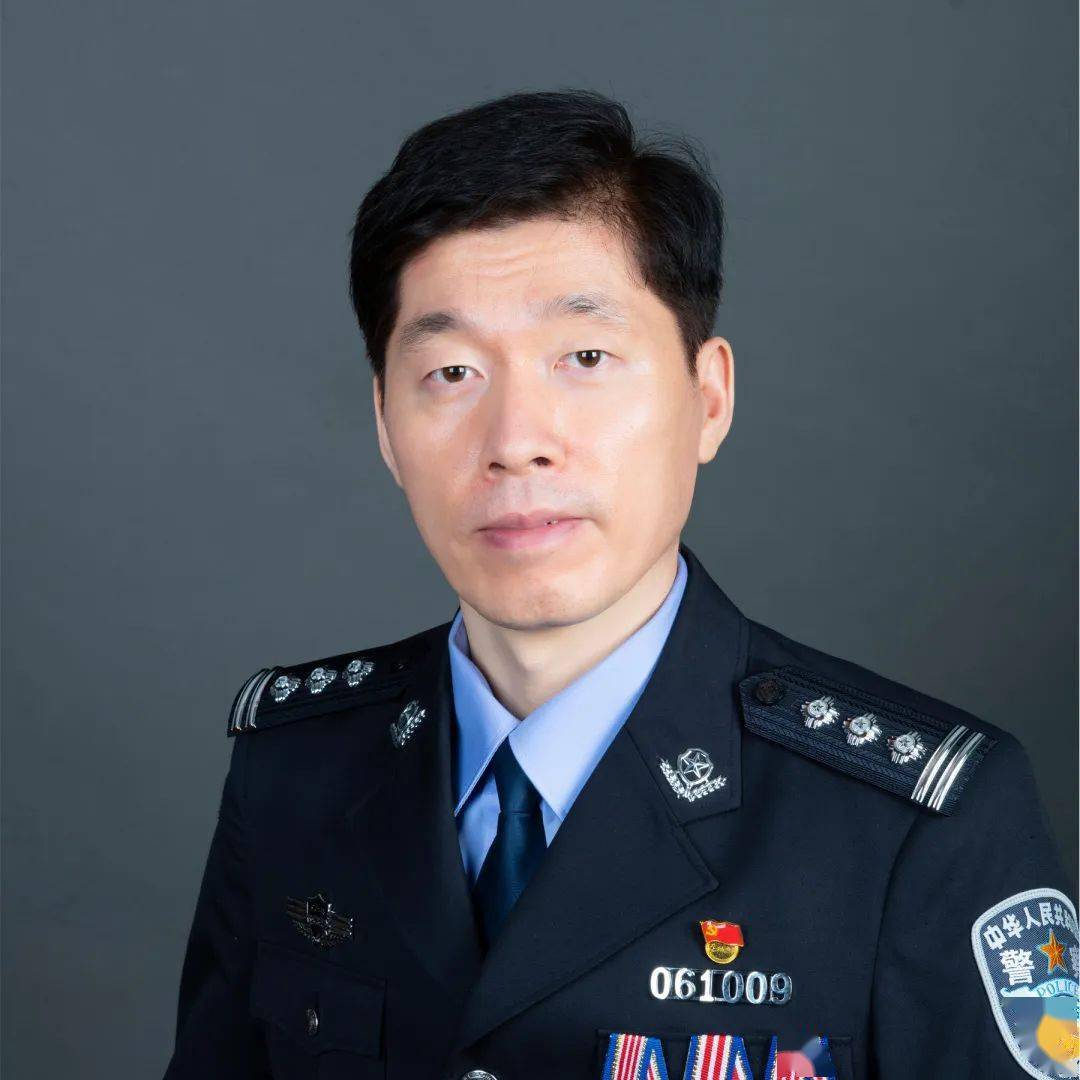 阿根廷警服图片