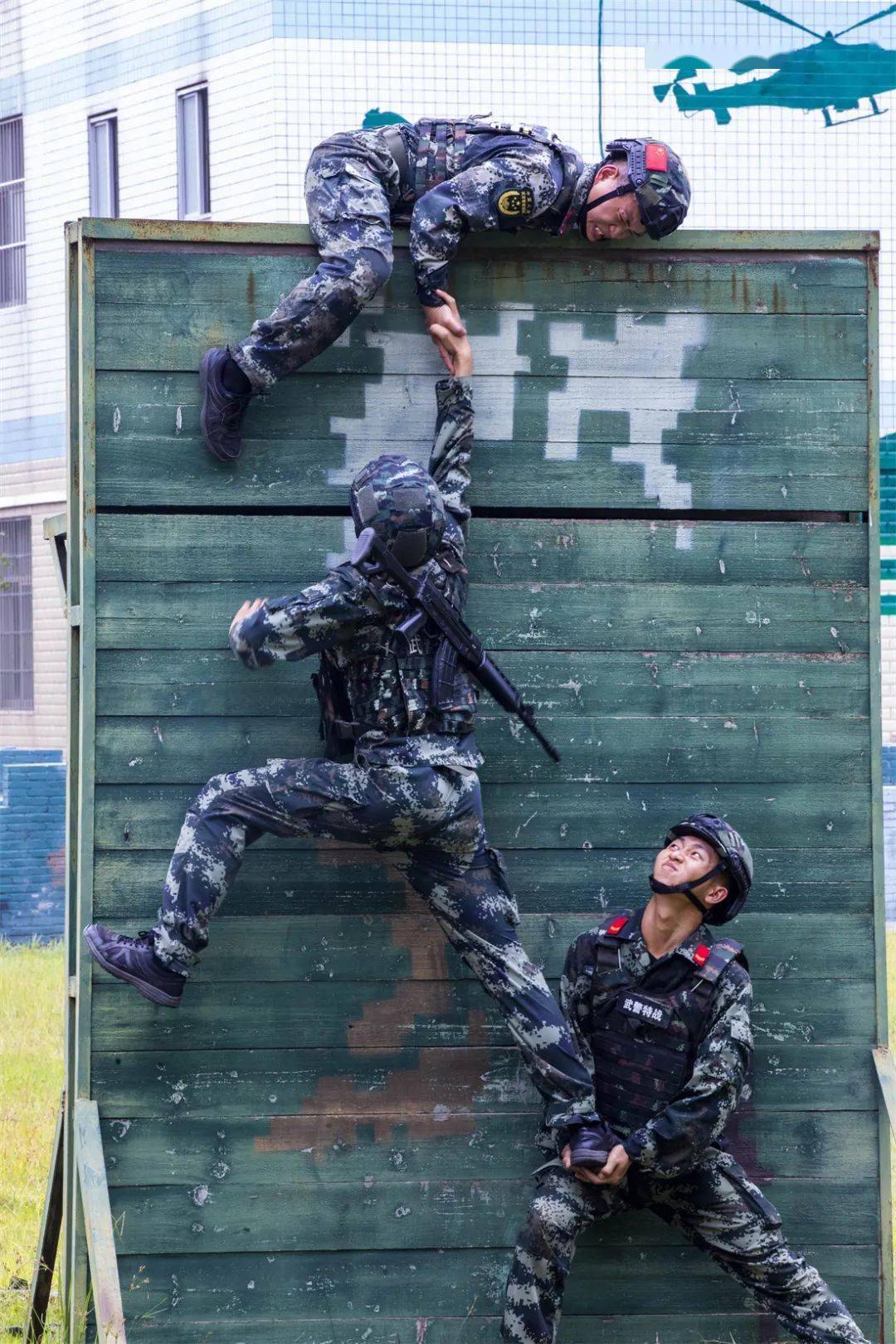 武警恩施支队