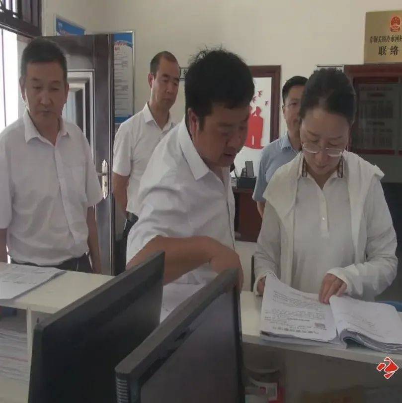 权雅宁赴青铜关镇检查防汛物资_镇安_应急_储备