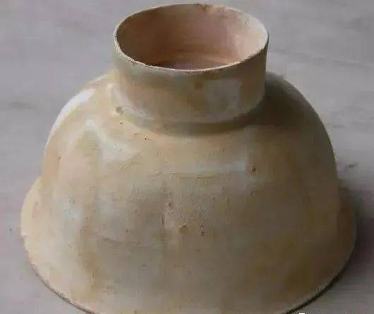 鉴别出土古瓷:有这些痕迹很重要!_瓷器_公众_器物