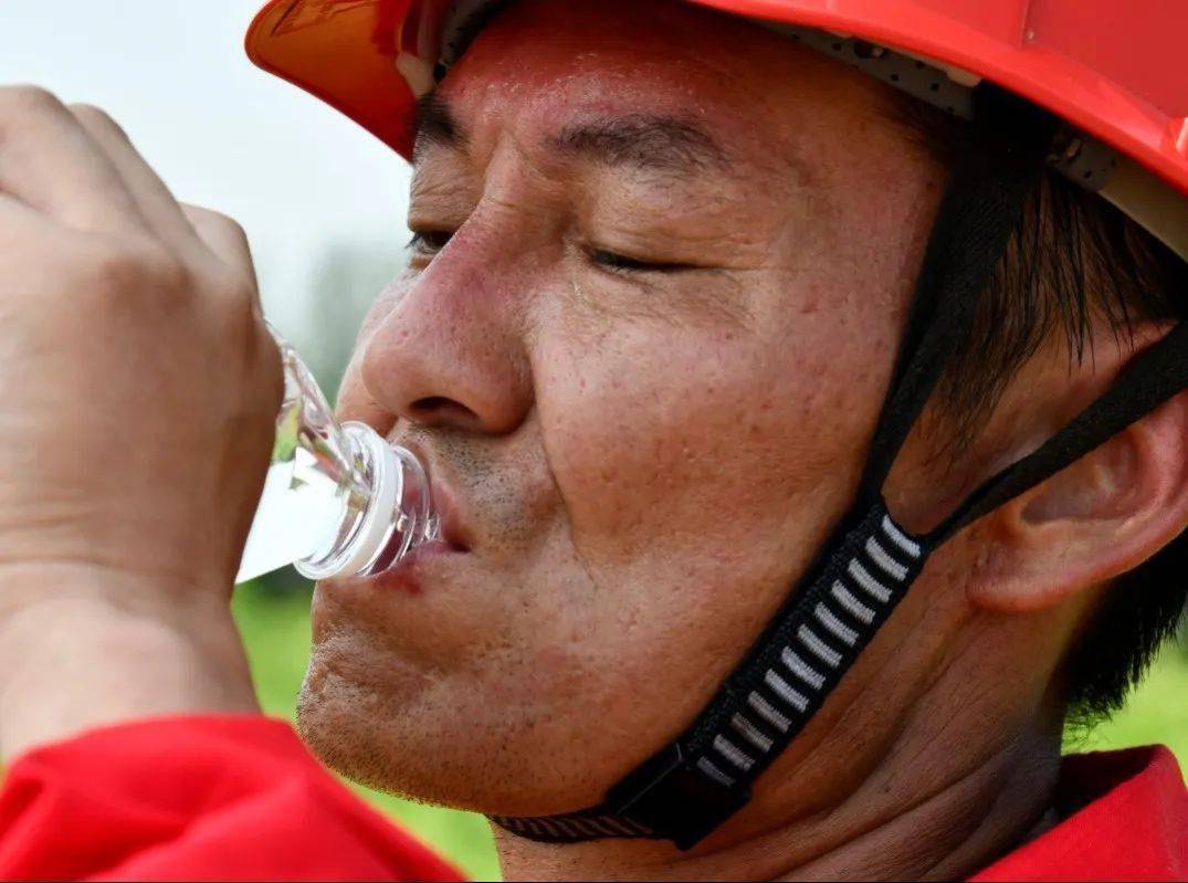 那些奔跑在烈日下的石油人