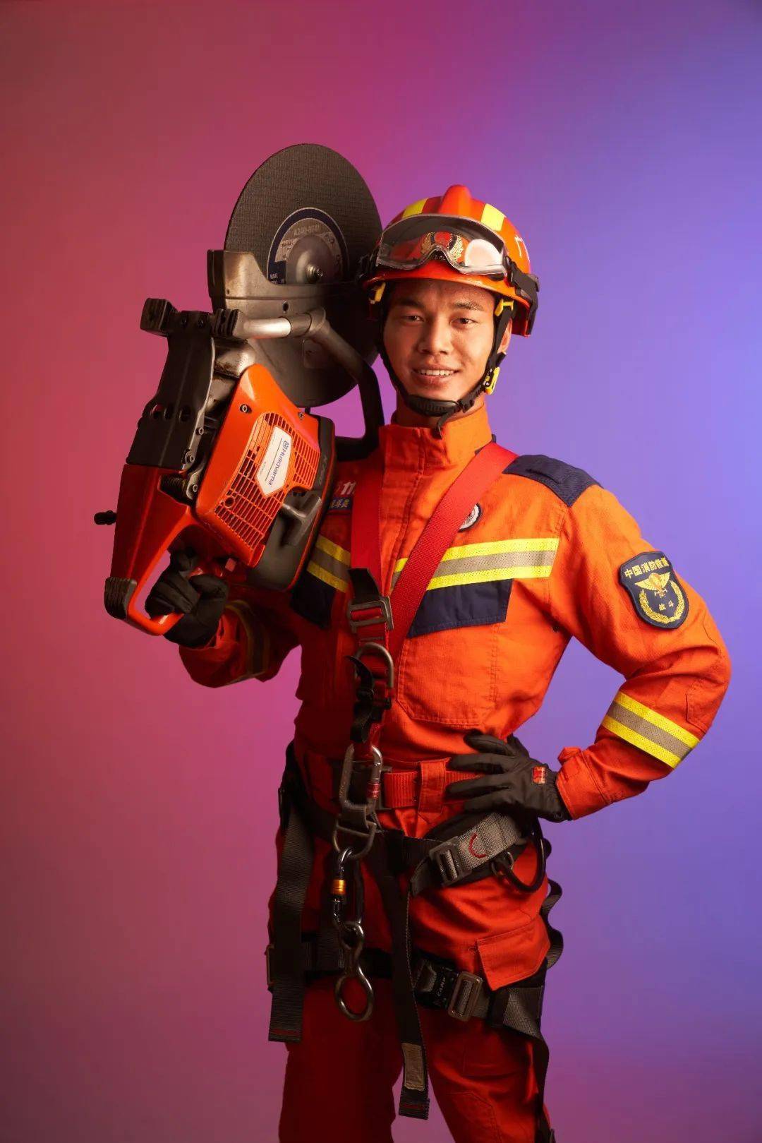 中国消防员图片大全图片