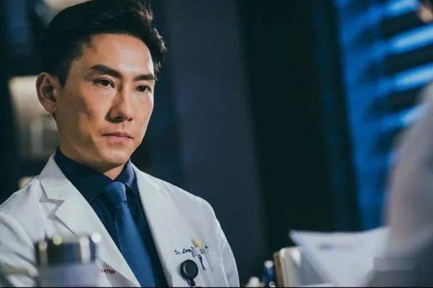 艺人林溥来(patrick sir)于无綫剧集《白色强人ii》演脑神经外科副