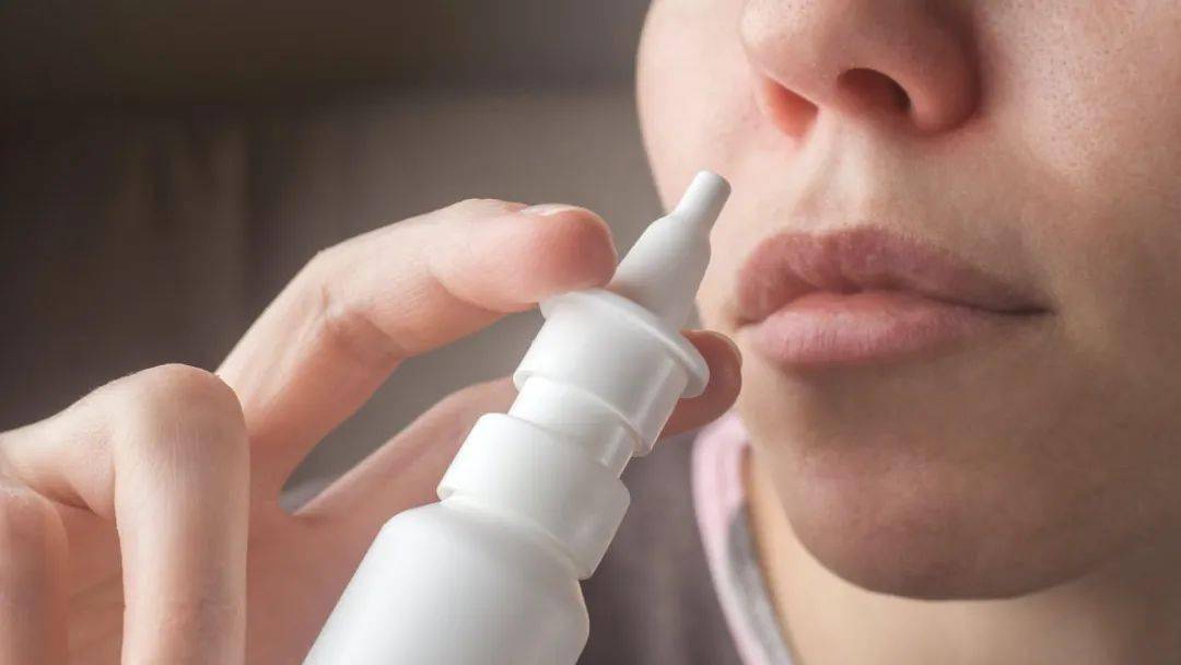 伯克利加州大学研发出“鼻喷剂”新疗法，可治疗、阻挡所有新冠变异株