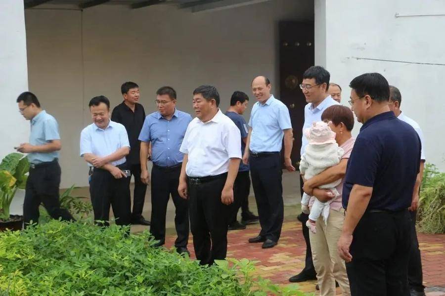 樊廷雷到临邑县督导农村户厕问题摸排整改工作,临邑县委书记张旗陪同