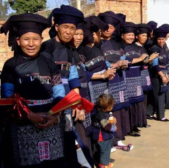 67文山壮族土支系(搭头土)婚姻习俗