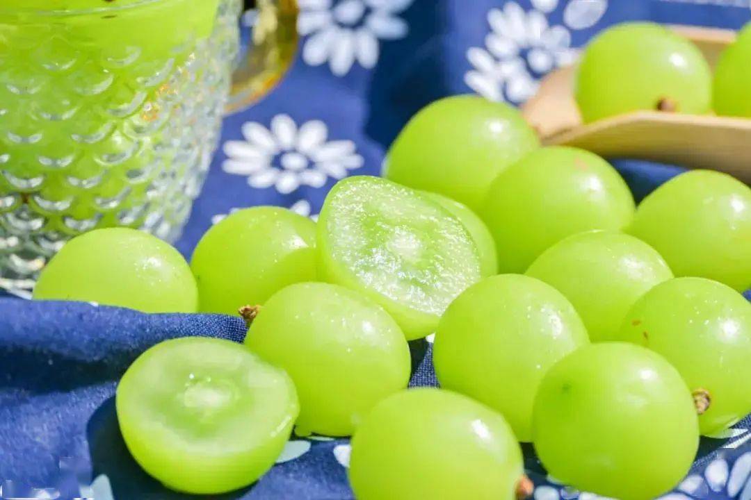 活动阳光玫瑰青提晴王葡萄脆甜多汁被称为抗氧化皇后