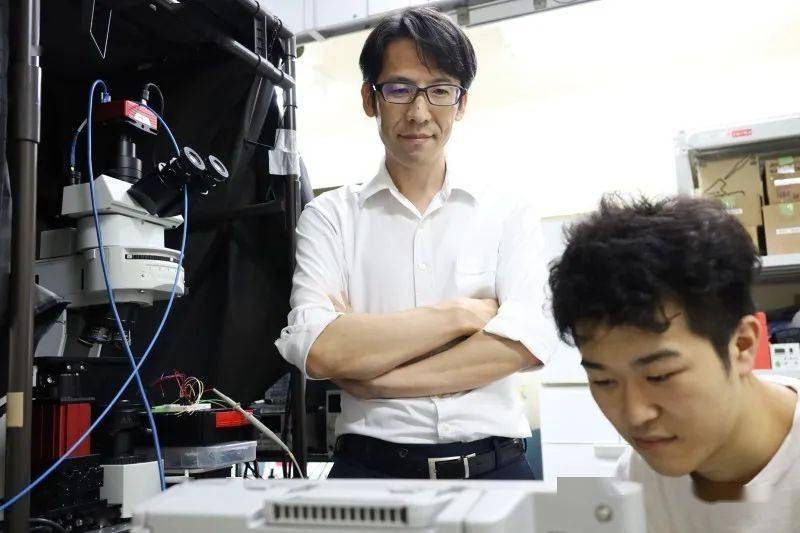 石墨烯生物传感器可检测微量生物标志物，实现居家即时检测疾病