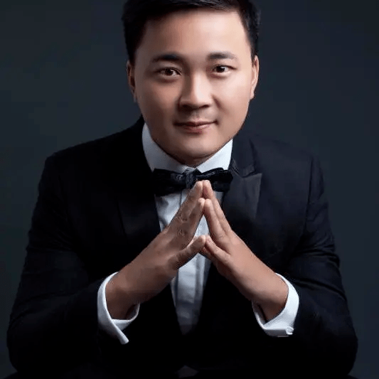 师从于天津音乐学院音乐教育系张伟教授2017年获天津音乐学院第一届"