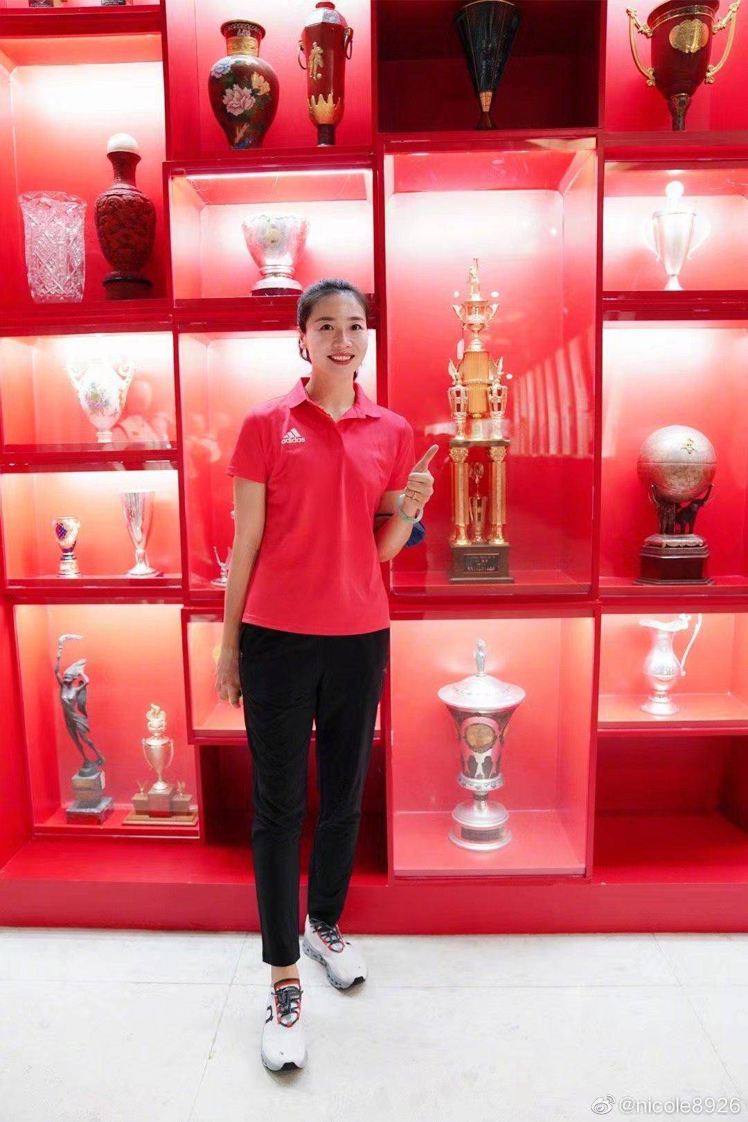 丁霞等二传开始崛起,但是郎导依然非常信任魏秋月,尽管当时魏秋月的